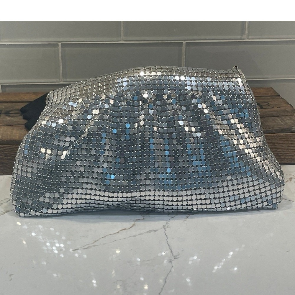Whiting & Davis Silver Metal Mesh Evening Clutch Bag Zipped Handbag
